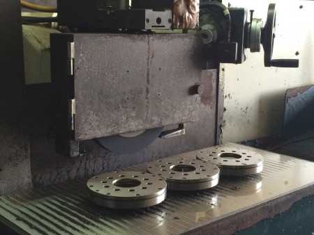 捷晟模具鋼材，捷成塑膠模具廠
